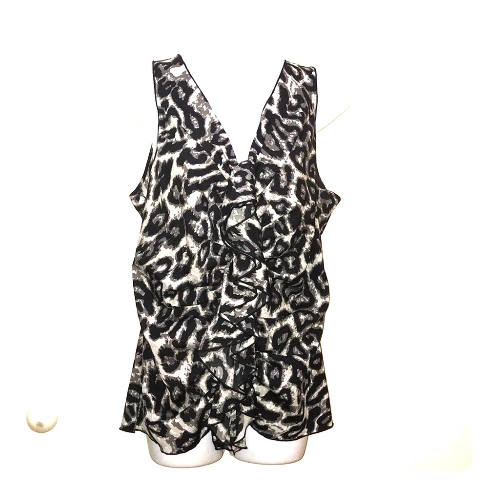 2/$30 Cheetah print zippered vest or blouse by Milano size M